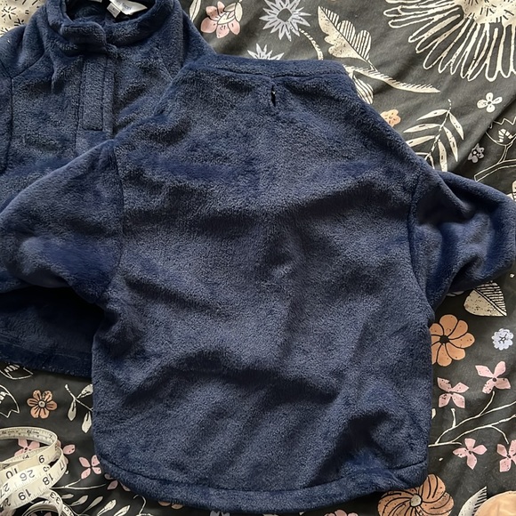 The Company Store Dog jacket. Neither worn. One Large one XL - Picture 3 of 8